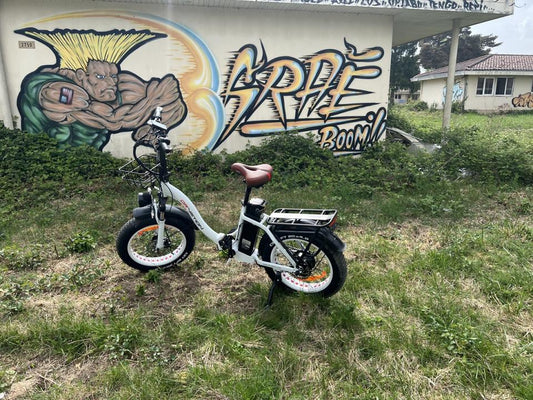 Golden Years, Electric Rides: Why Seniors Are Embracing E-Bikes and How Drvetion Leads the Way