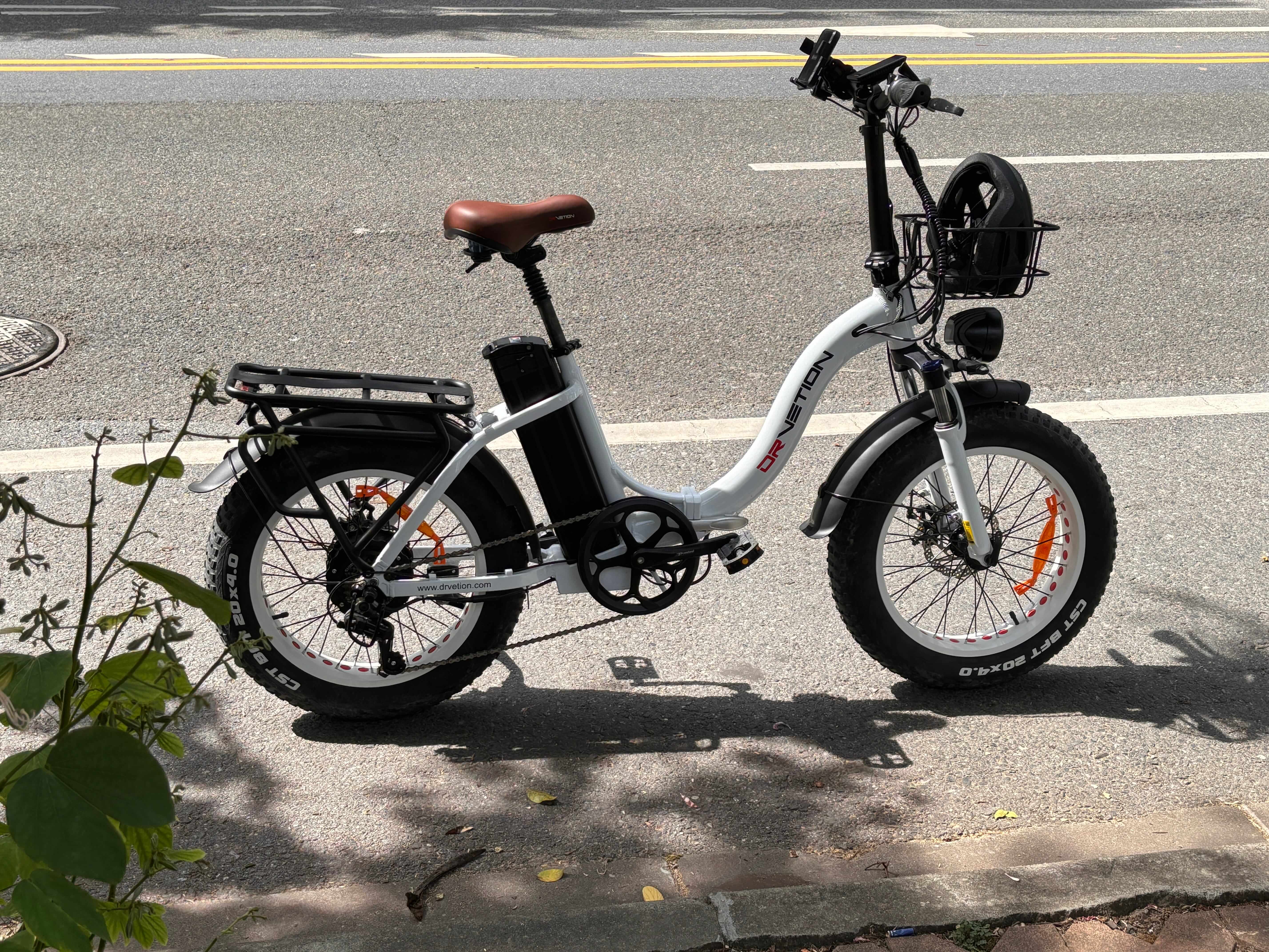 Drvetion_CT20_Folding_Ebike-10-location_shoot-6-1