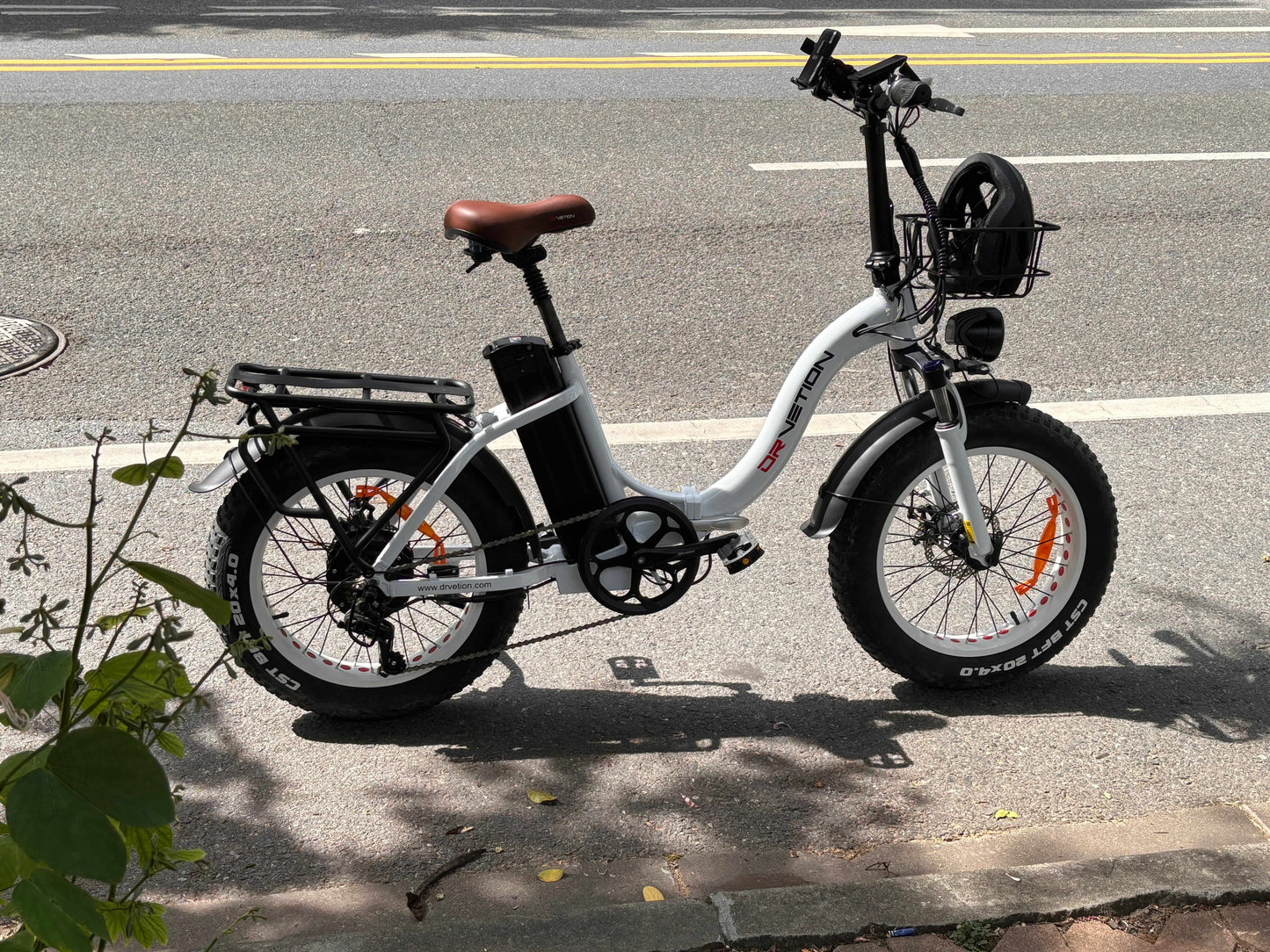 Drvetion_CT20_Folding_Ebike-10-location_shoot-6-1