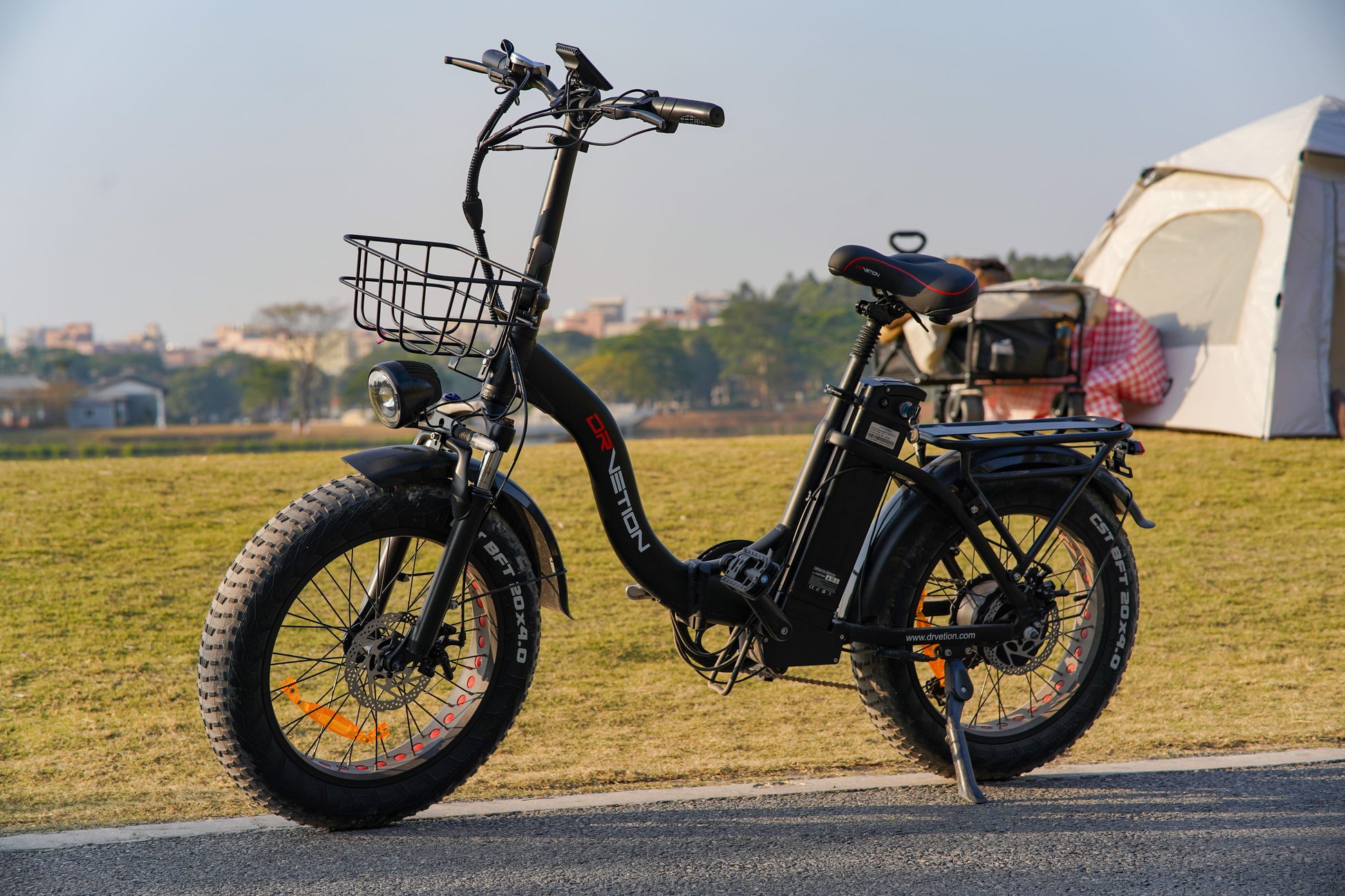 Drvetion CT20 Folding Ebike-11-location_shoot-7